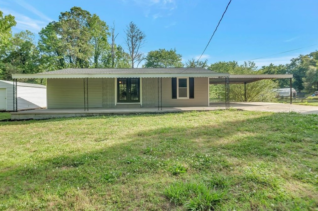 111 Lawanda Ln, Hiram, GA 30141
