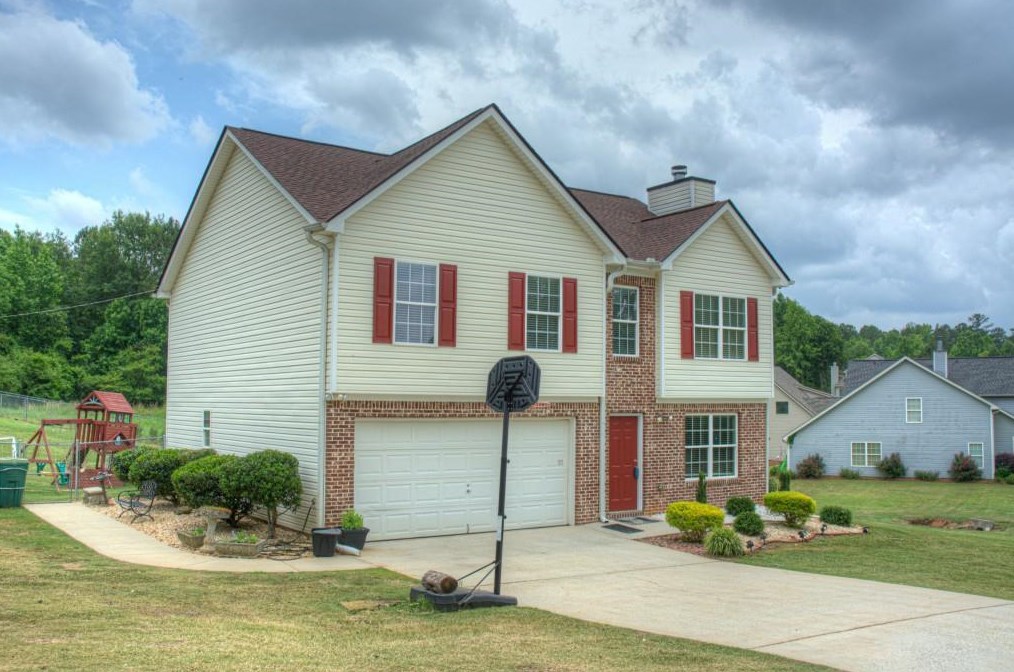 103 Waterford Dr, Jackson, GA 30233