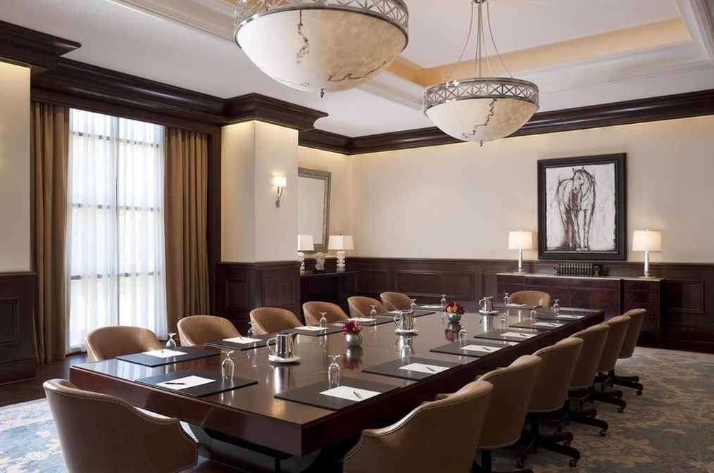 88 Paces Ferry Rd, Atlanta GA  30305-1444 exterior