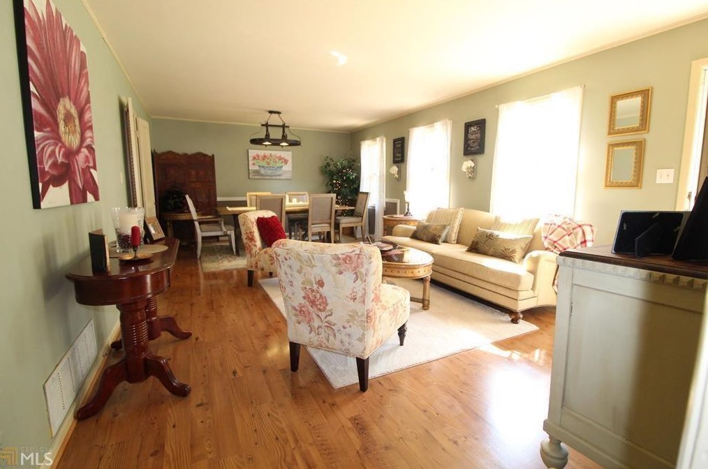 2 Rollingwood Dr, Rome, GA 30165-1780