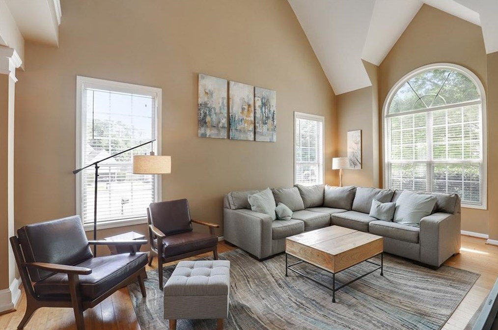 2195 Berryhill Cir, Smyrna GA  30082-4744 exterior