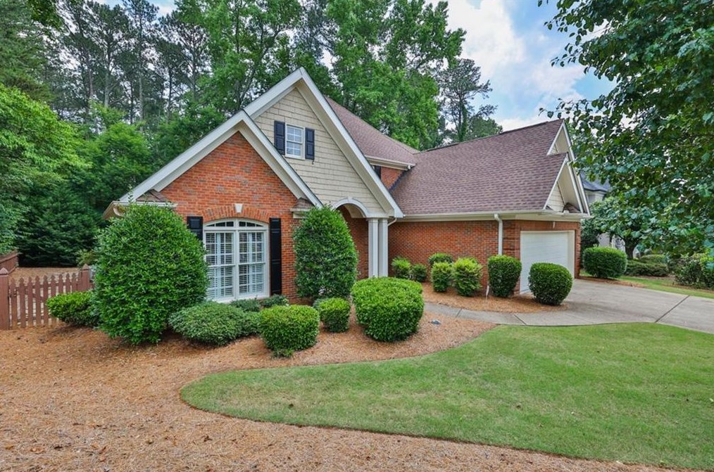 2842 Baccurate Dr, Marietta, GA 30062-8711