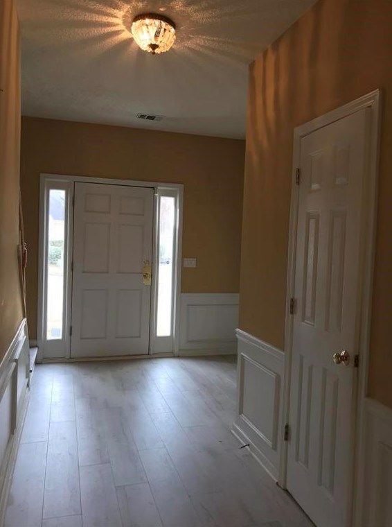 10845 Glenbarr Dr, Duluth, GA 30097