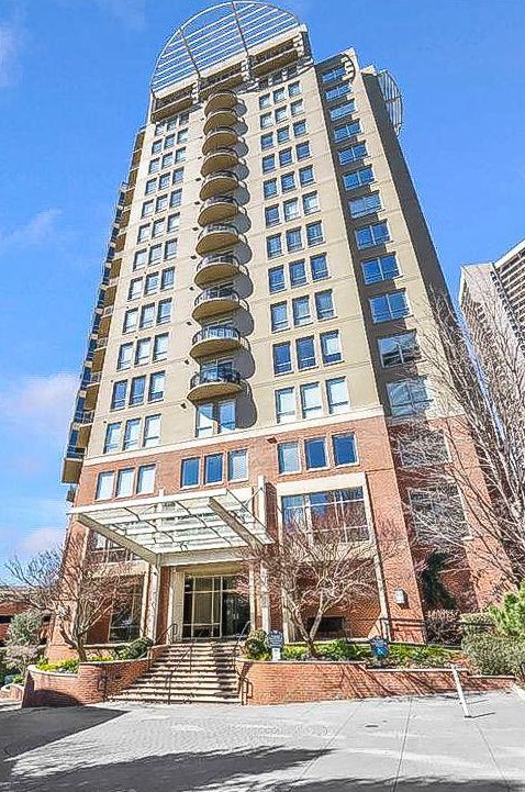 2626 Peachtree Rd, Atlanta GA  30305-5617 exterior
