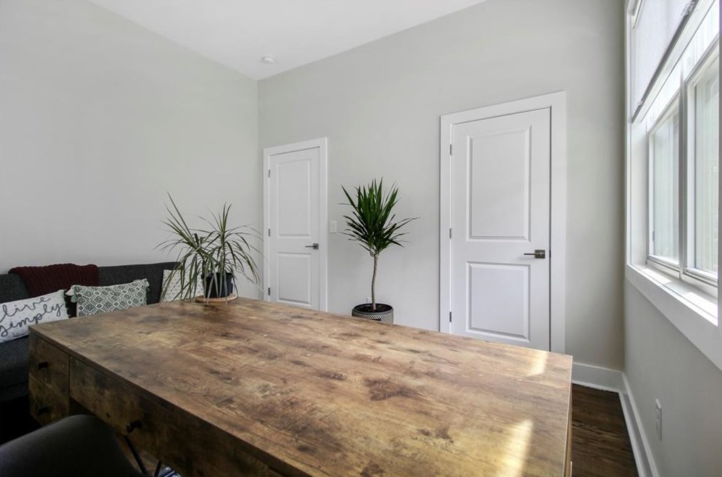 3060 Glendale Ct, Decatur GA  30032-5802 exterior