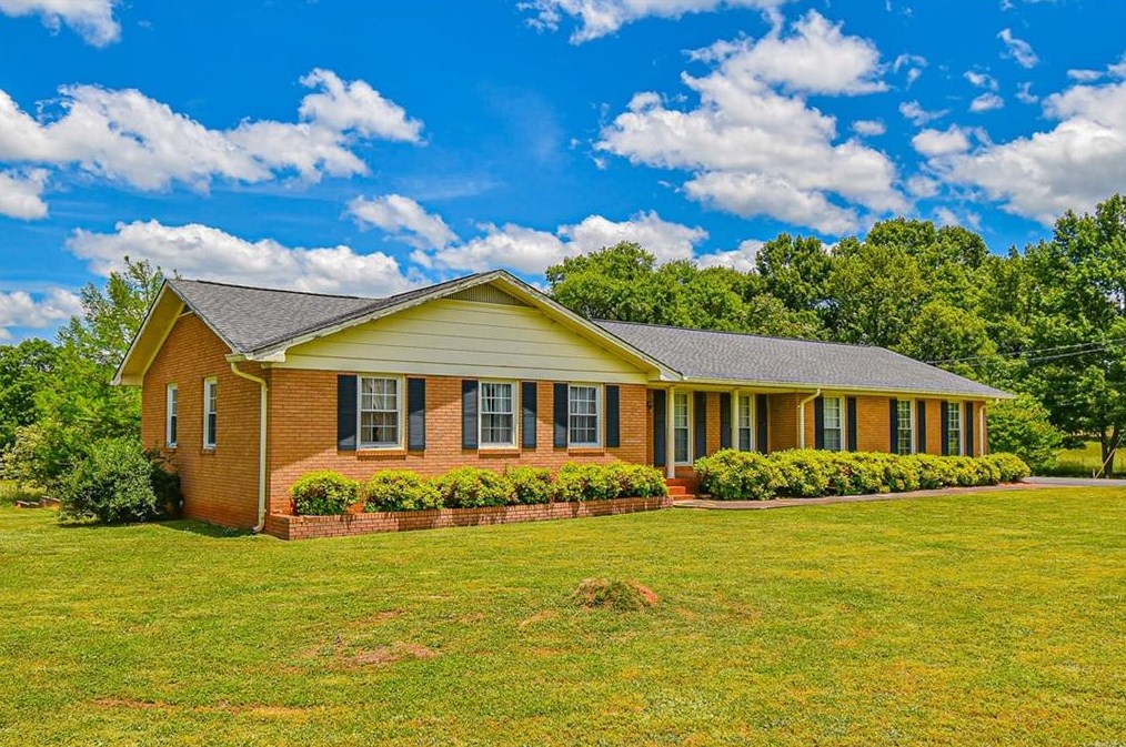 2051 Cooper Farm Rd, Nicholson, GA 30565
