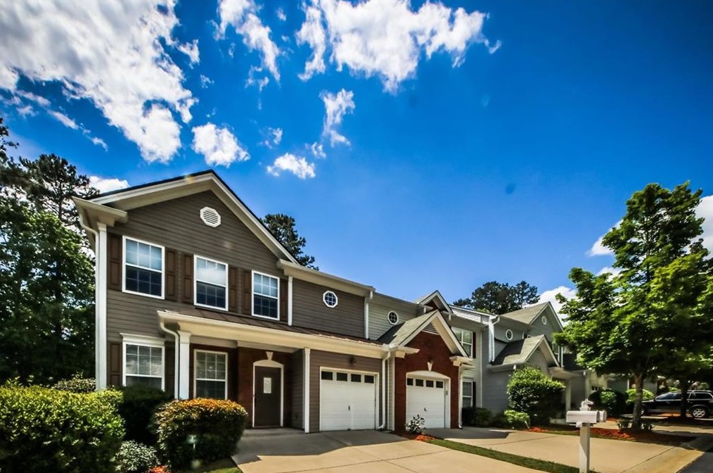 13485 Spring View Dr, Alpharetta, GA 30004-8906