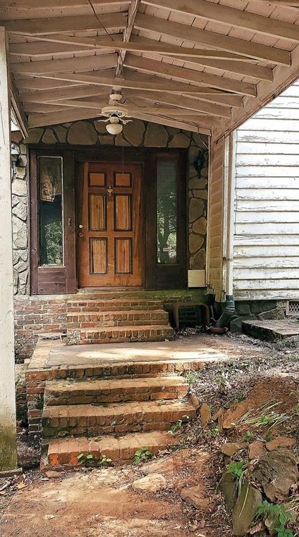 3768 Wake Forest Rd, Decatur, GA 30034-5838