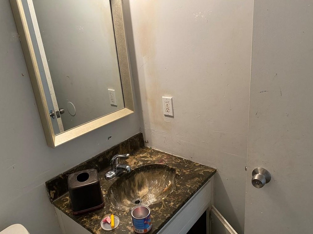 3939 Pinehurst Ct, Decatur GA  30034-5214 exterior