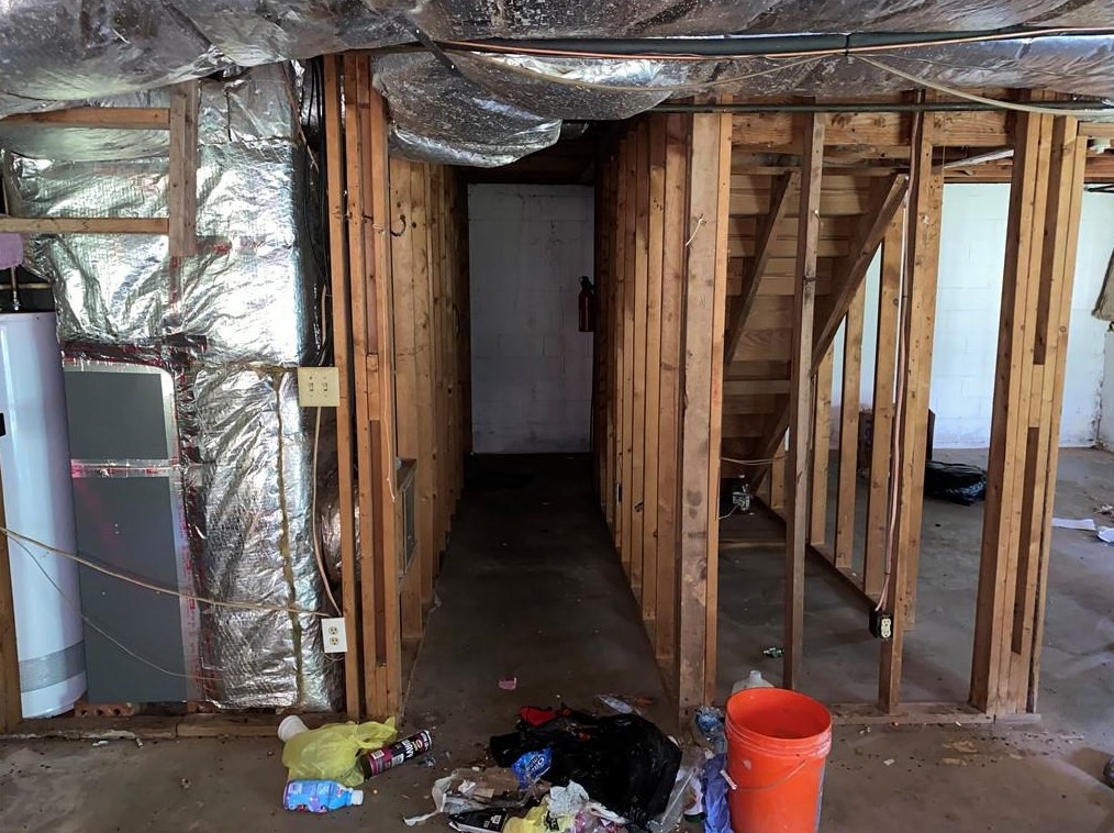 3939 Pinehurst Ct, Decatur GA  30034-5214 exterior