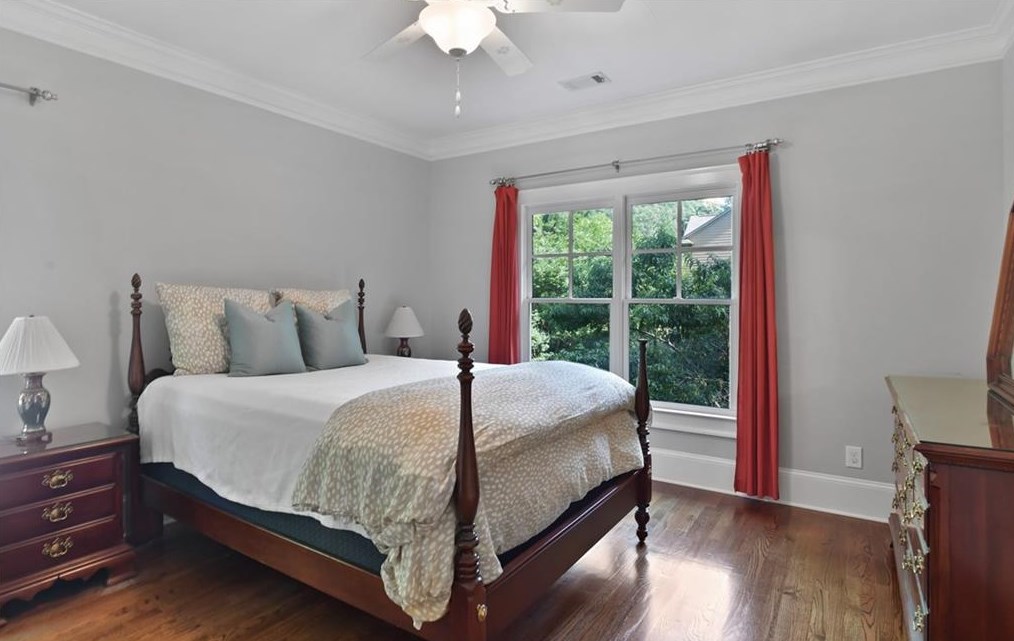 1847 Butlers Ln, Decatur GA  30033-4001 exterior