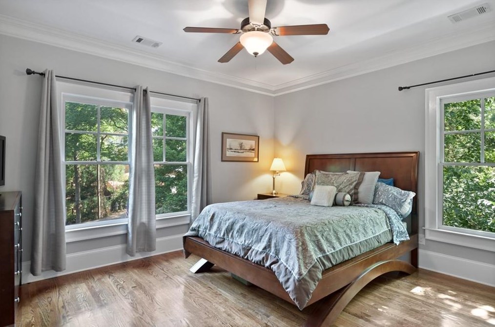 1847 Butlers Ln, Decatur GA  30033-4001 exterior