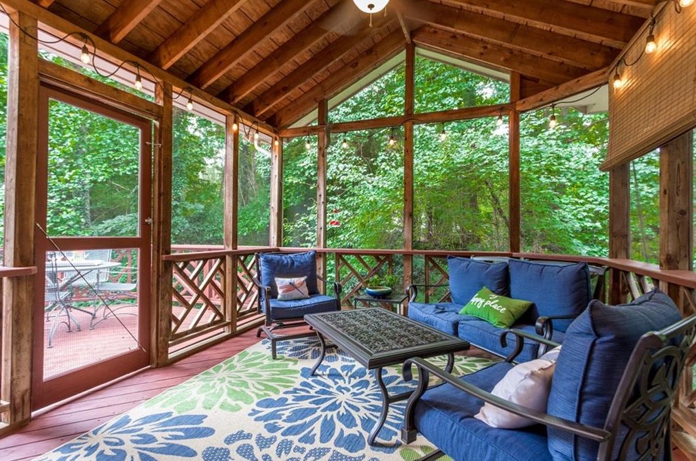 846 Springside Ct, Atlanta GA 30342-3557 exterior