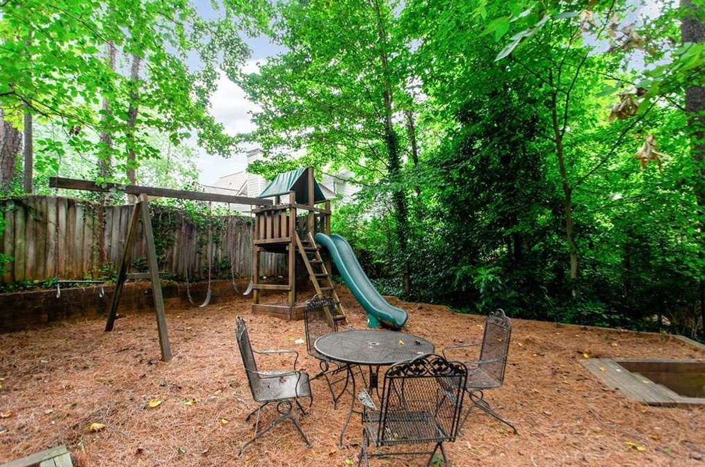 846 Springside Ct, Atlanta GA 30342-3557 exterior