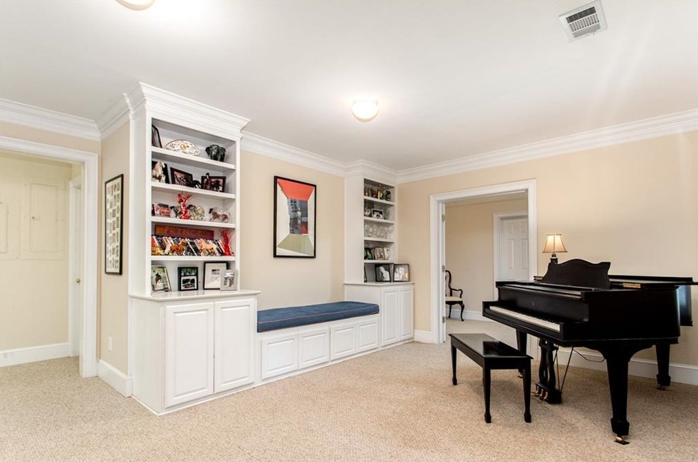 846 Springside Ct, Atlanta GA 30342-3557 exterior