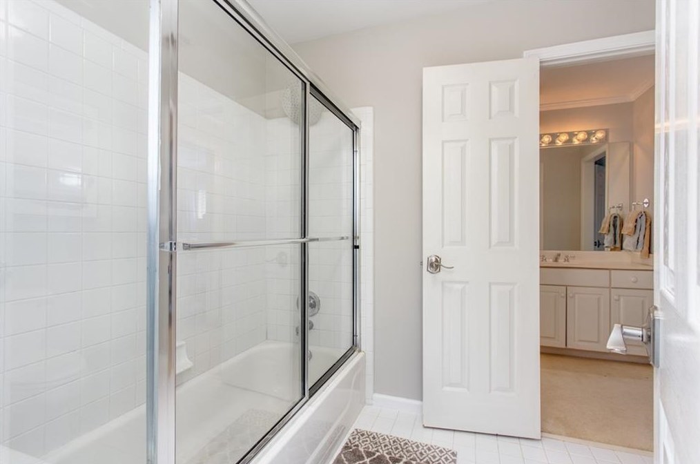 846 Springside Ct, Atlanta GA 30342-3557 exterior