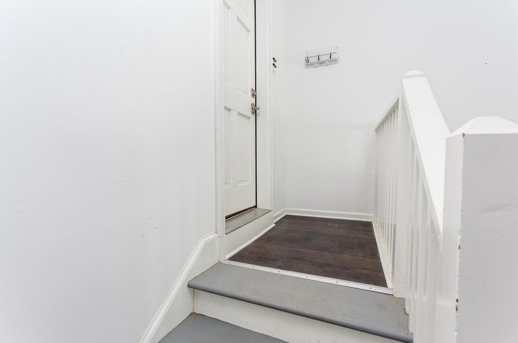 846 Springside Ct, Atlanta GA 30342-3557 exterior