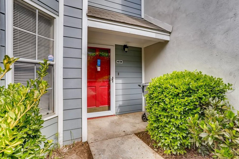 1210 Overton Dr, Lawrenceville GA  30044-2558 exterior