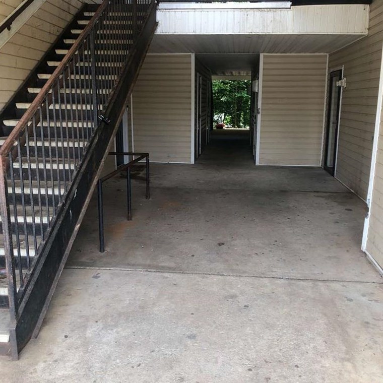 9102 Waldrop Pl, Decatur GA 30034-7422 exterior