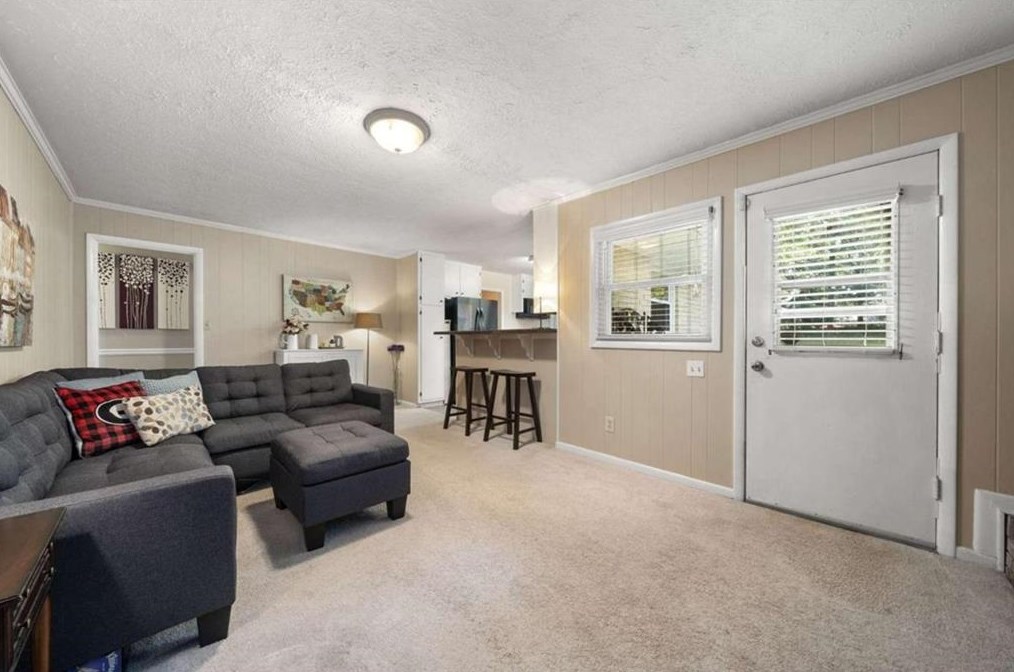 3048 Hudson Ct, Decatur GA  30033-1115 exterior