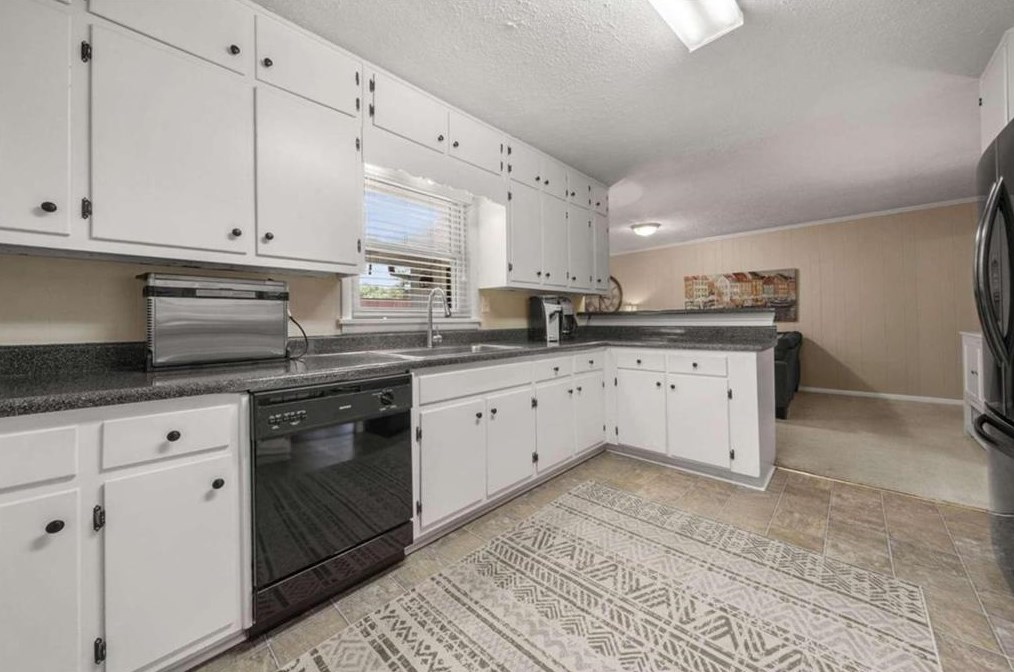 3048 Hudson Ct, Decatur GA  30033-1115 exterior