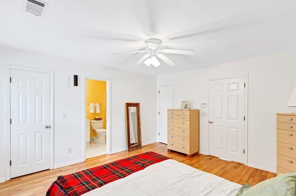 524 Commerce Dr, Decatur GA  30030-2608 exterior