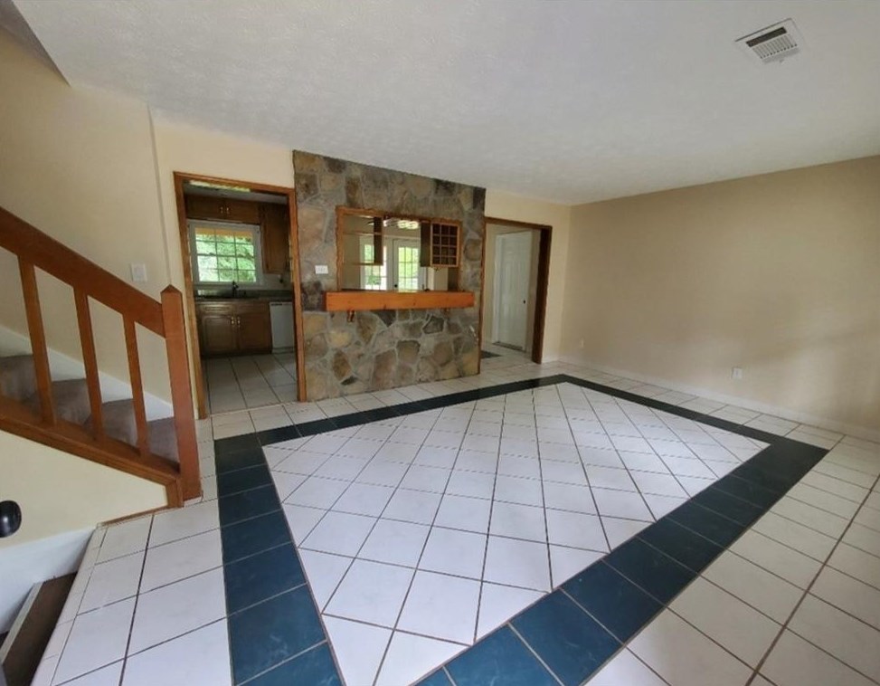 667 Cedar Valley Trce, Lawrenceville GA  30043-2424 exterior