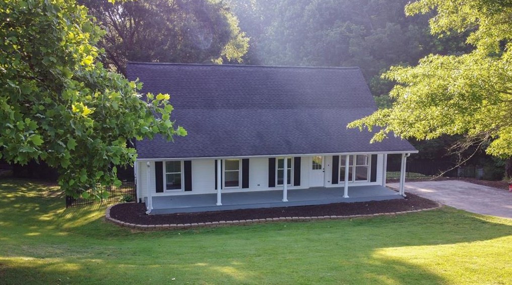 9815 Waldrip Rd, Gainesville, GA 30506