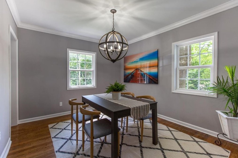 1626 Oak Knl Cir, Atlanta GA  30315-5208 exterior