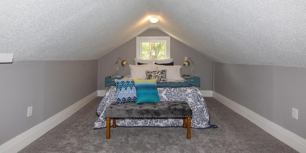1626 Oak Knl Cir, Atlanta GA  30315-5208 exterior