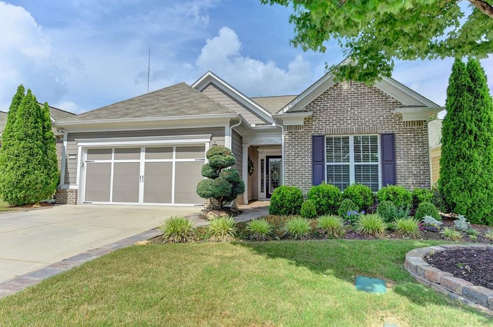 6351 Canebridge Ln, Hoschton, GA 30548-8242