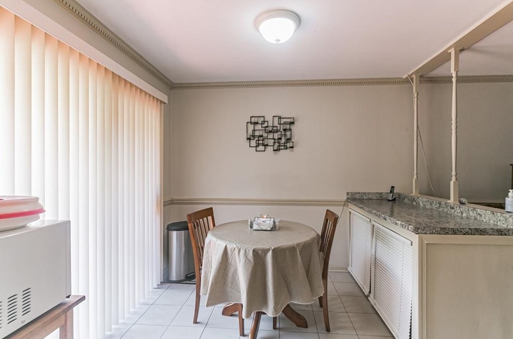 4032 Gretna Green Dr, Decatur GA  30035-1351 exterior