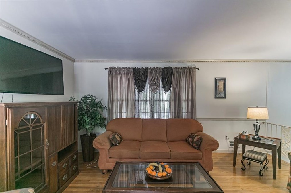 4032 Gretna Green Dr, Decatur GA  30035-1351 exterior