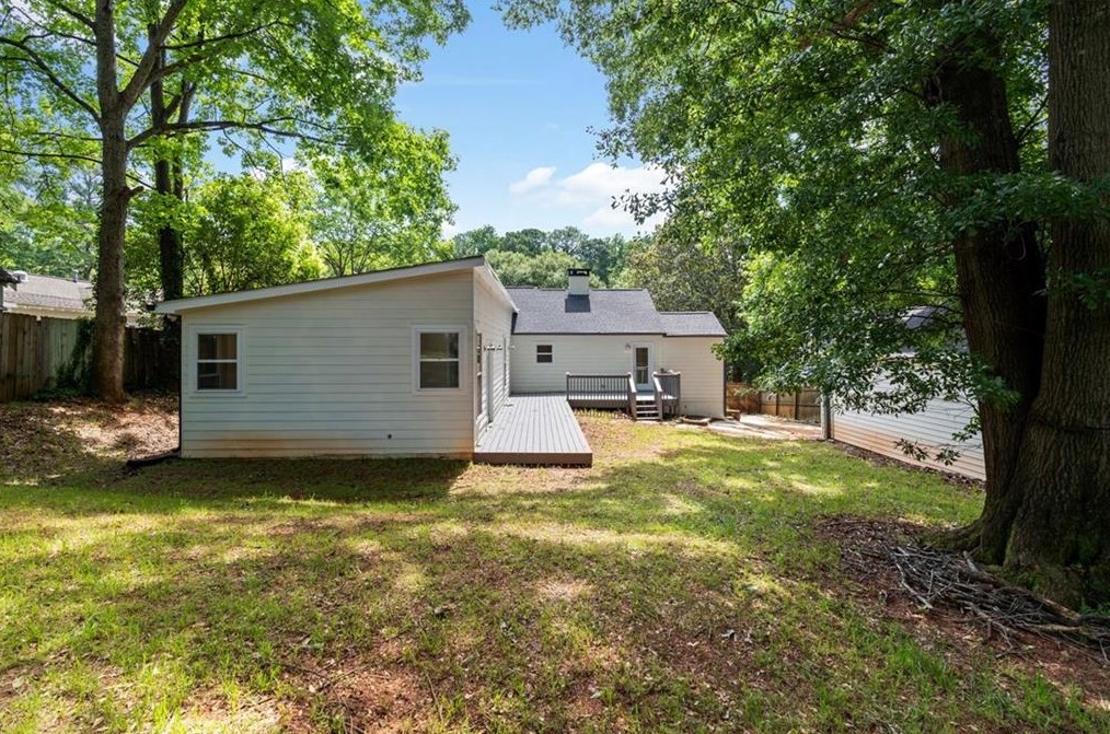 1231 Thomas Rd, Decatur GA  30030-4618 exterior