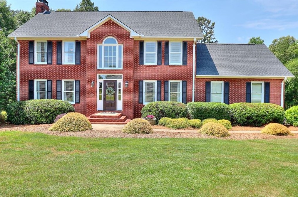 264 Sears Dr, Maysville, GA 30558-5803