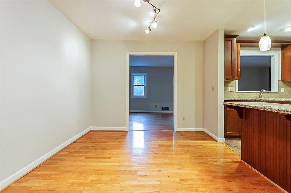 1718 Woodcliff Ct, Atlanta GA  30329-2433 exterior