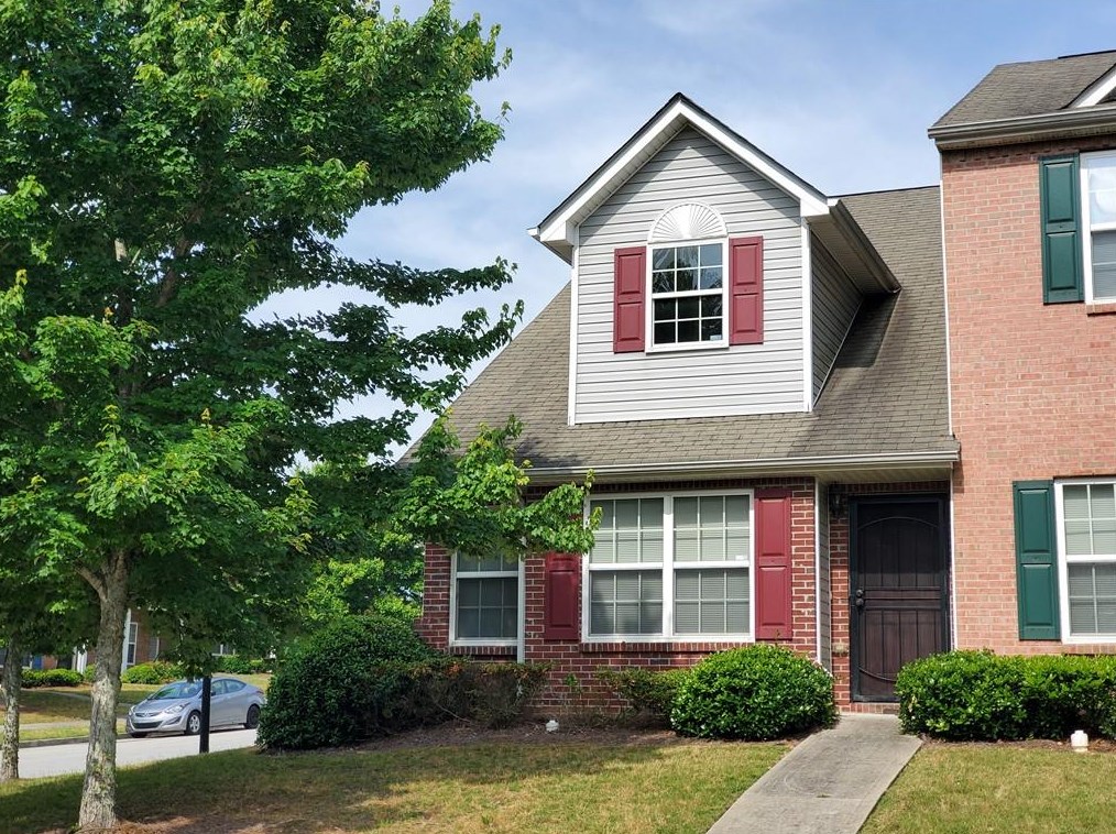 6415 Olmadison Pl, Atlanta, GA 30349-9096