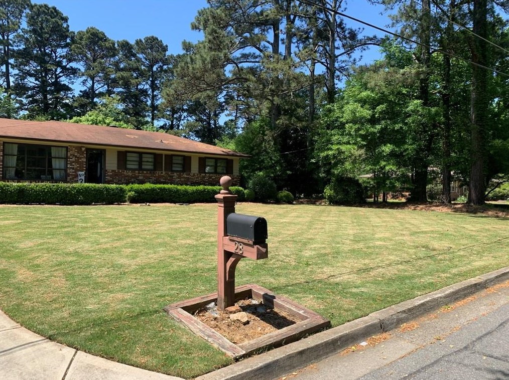 28 Wills Dr, Alpharetta, GA 30009-1814