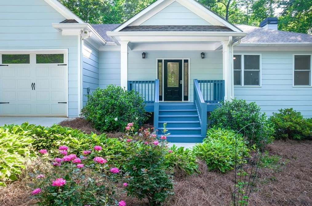 6965 Major Dr, Cumming, GA 30040-5640