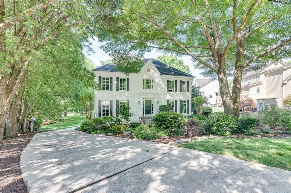 115 Waters Mill Ct, Alpharetta, GA 30022-4482