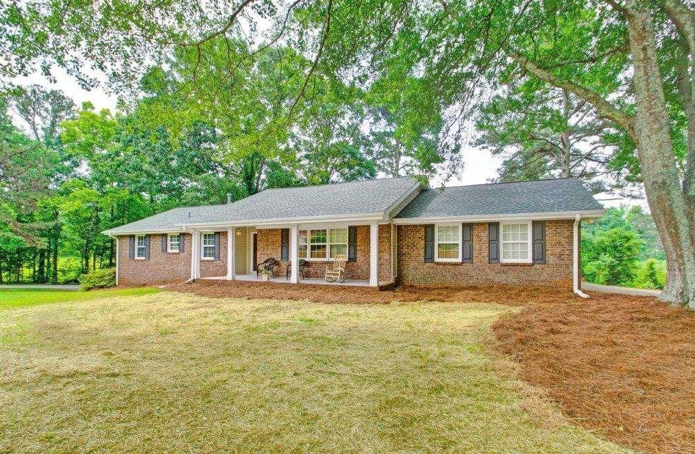 6359 Pleasant Dr, Winston, GA 30187