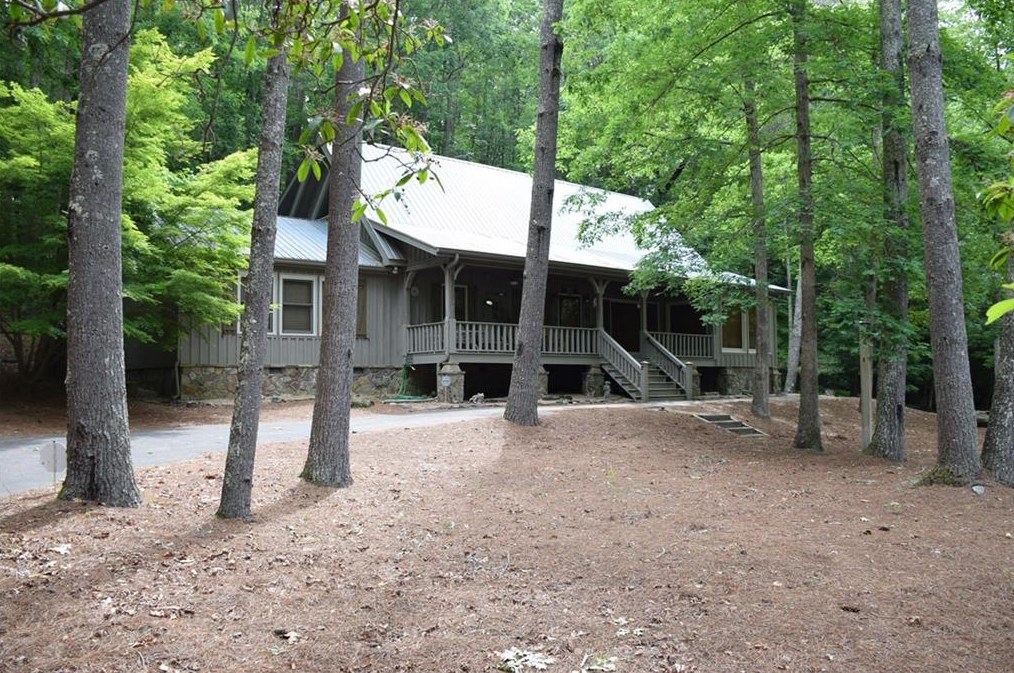 433 River Dr, Dahlonega, GA 30533
