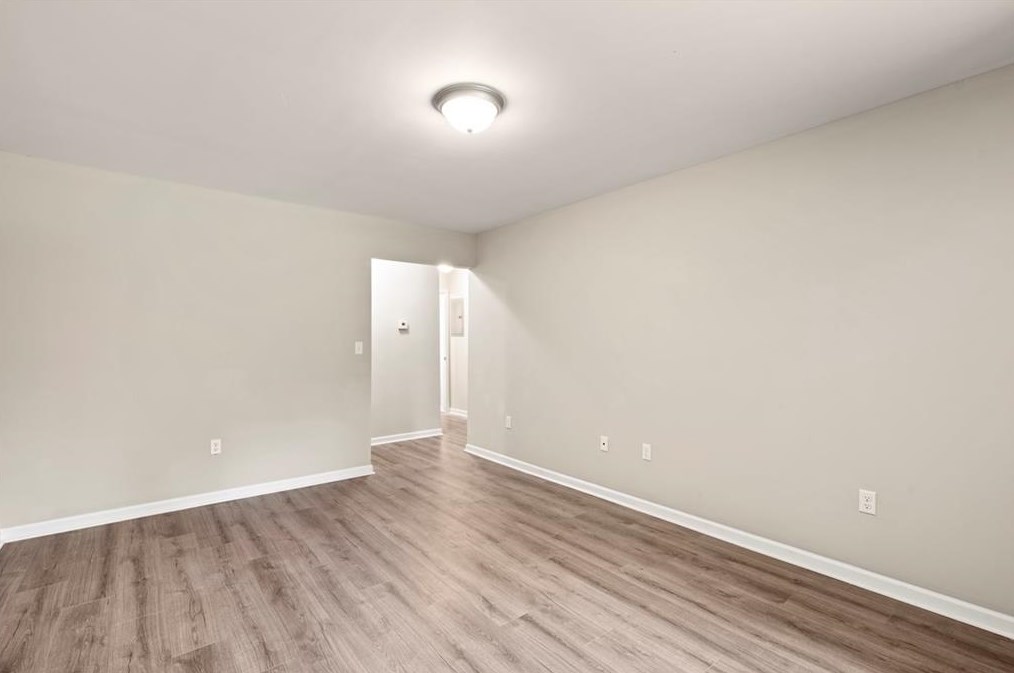 5859 Lone Oak Dr Sw, Mableton, GA 30126