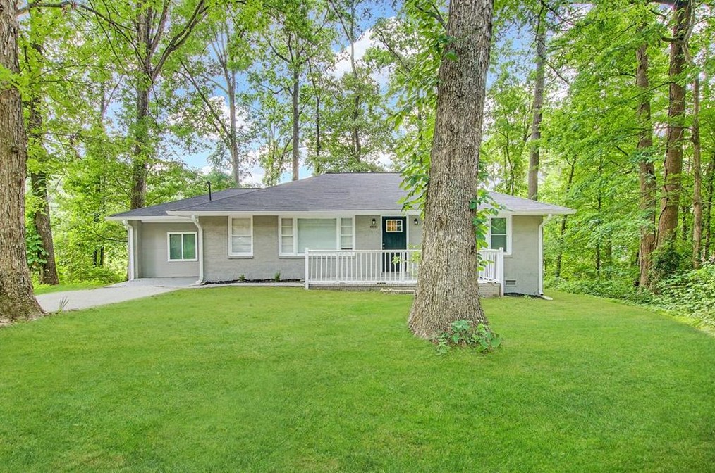 3466 Groovers Lake Rd, Lithia Springs, GA 30122