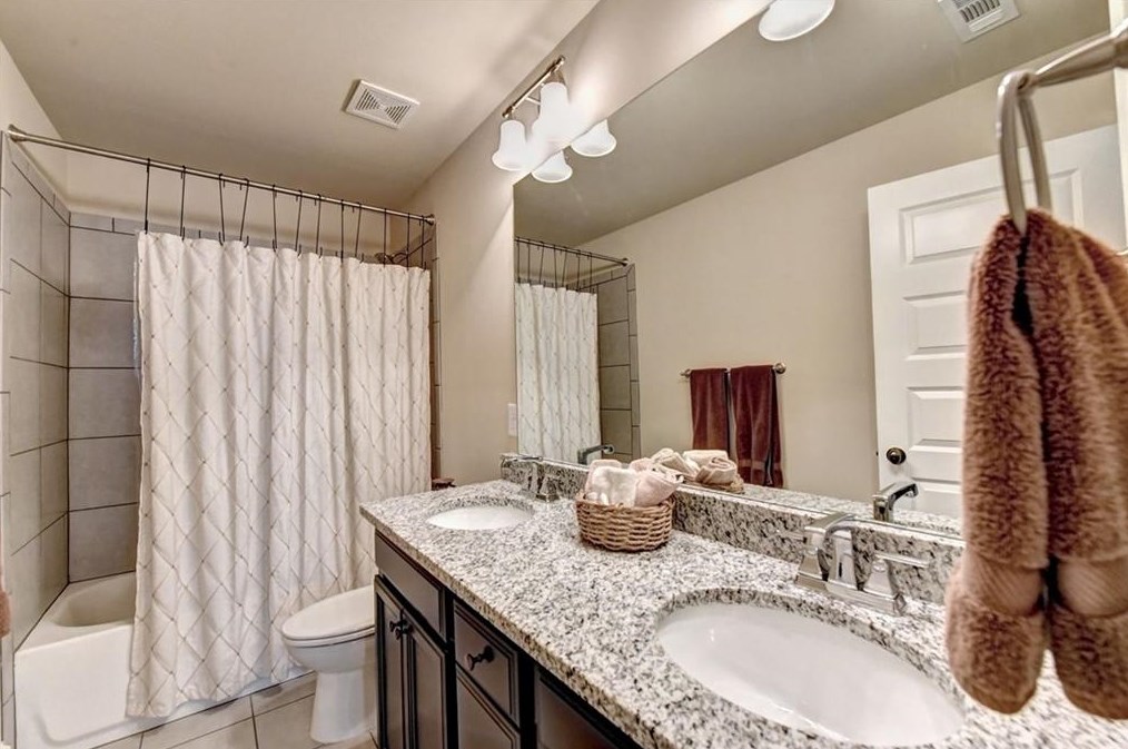 2688 Tilson Rd, Decatur GA  30032-0056 exterior