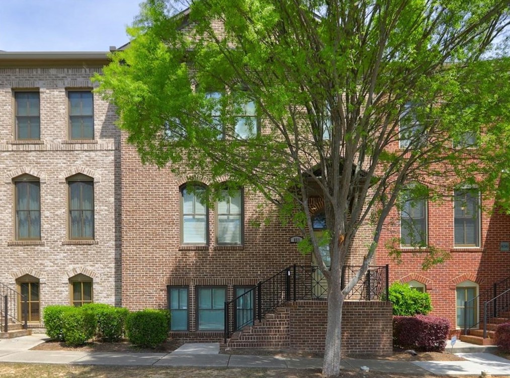 852 Red Hart Ln, Alpharetta, GA 30004-4142