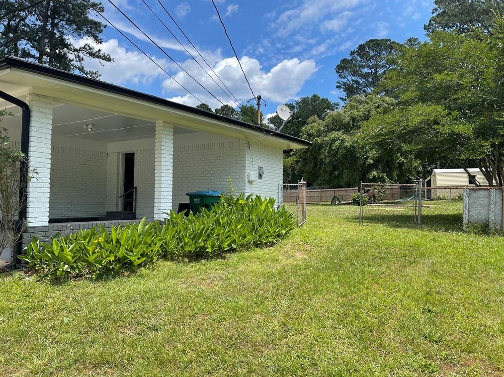 4022 Shelby Ln, Douglasville, GA 30135-4142