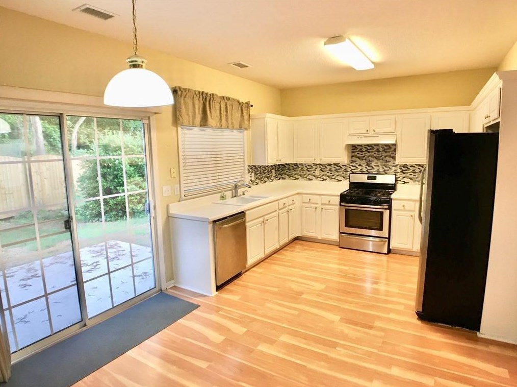 2936 Cottesford Way, Smyrna GA  30080-2193 exterior