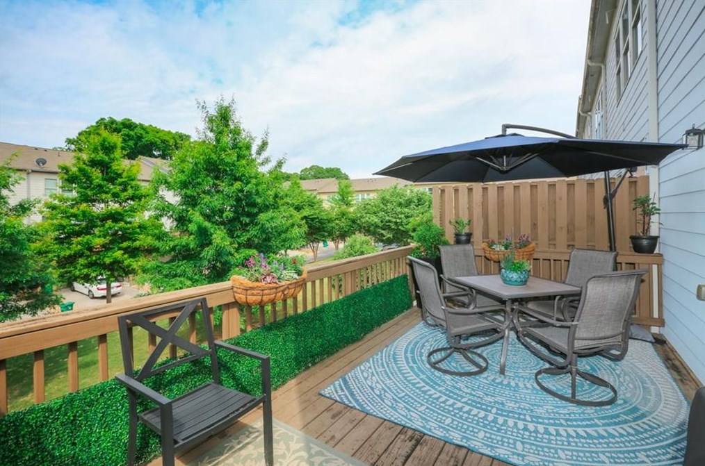 1316 Kingston Trl, Decatur GA  30033-3257 exterior