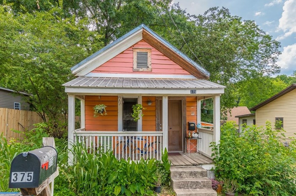 375 Field Ave, Athens, GA 30606-3628